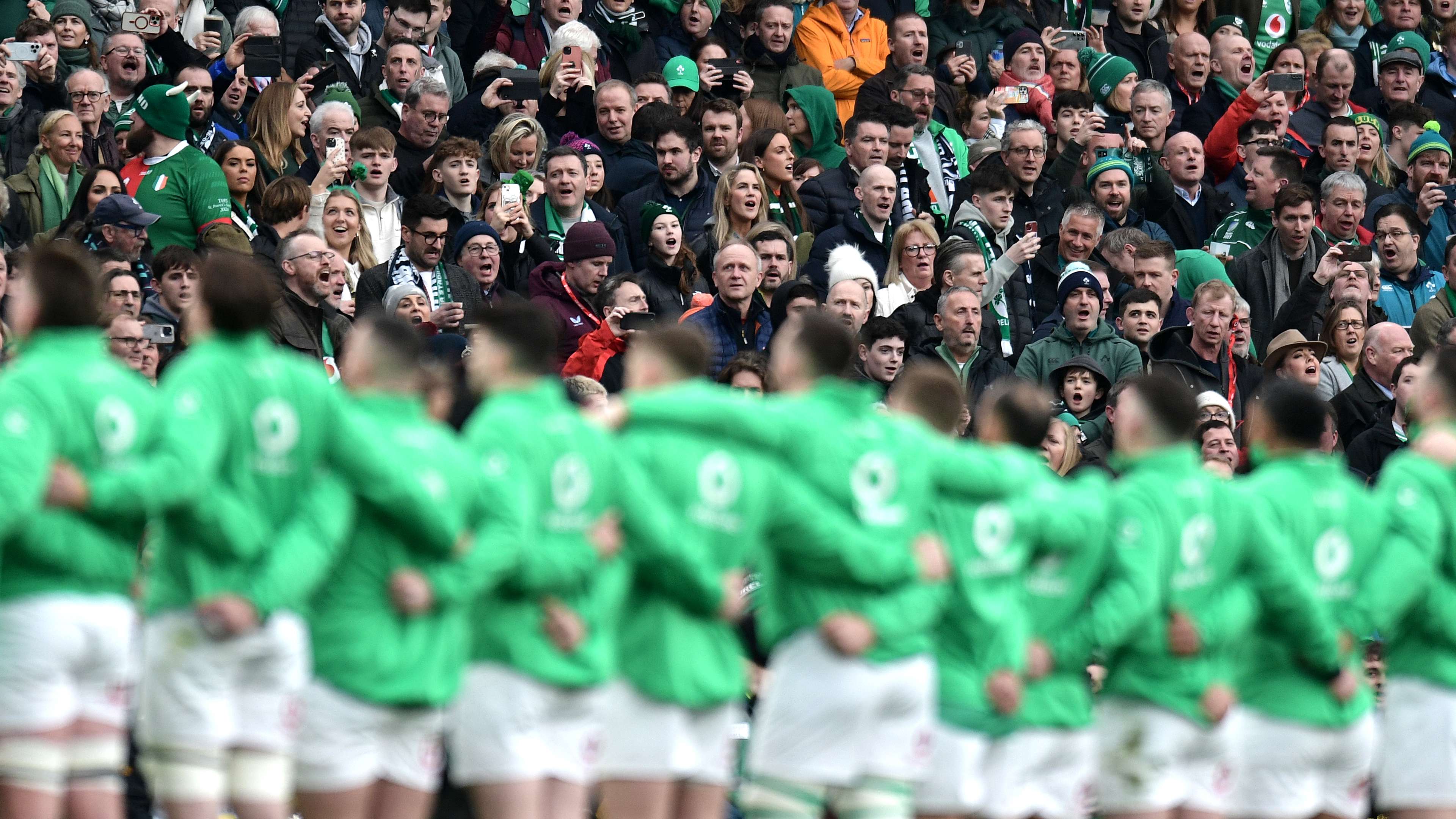 克里斯蒂亚 克里斯蒂亚